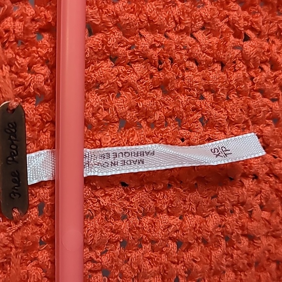 Free people women's xs sweater. - Picture 2 of 4